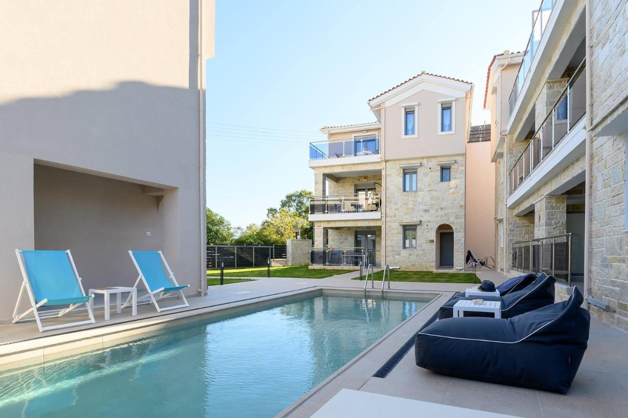 Momento Luxury Apartments Walking Distance From The Beach Nikiana Exterior photo