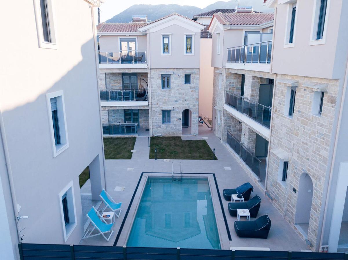Momento Luxury Apartments Walking Distance From The Beach Nikiana Exterior photo