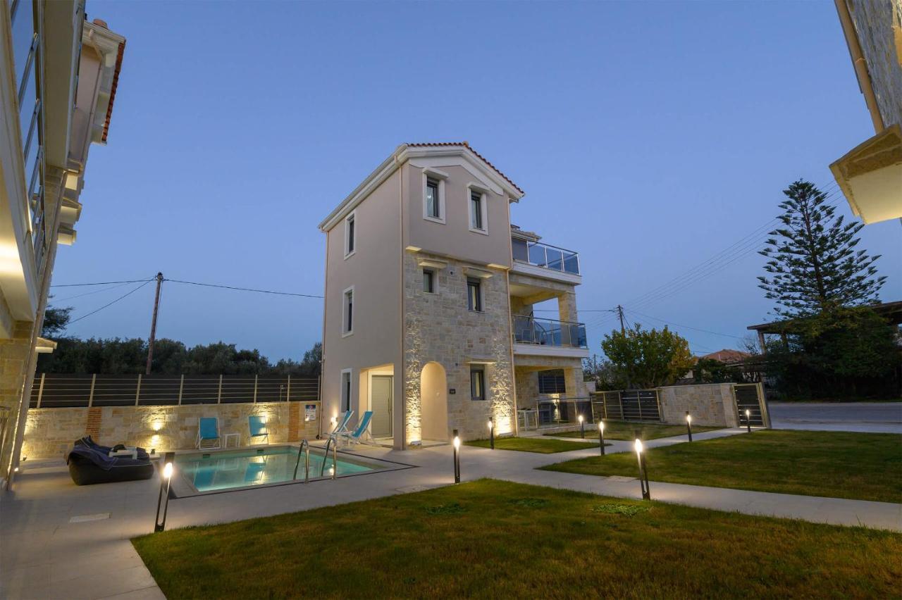 Momento Luxury Apartments Walking Distance From The Beach Nikiana Exterior photo
