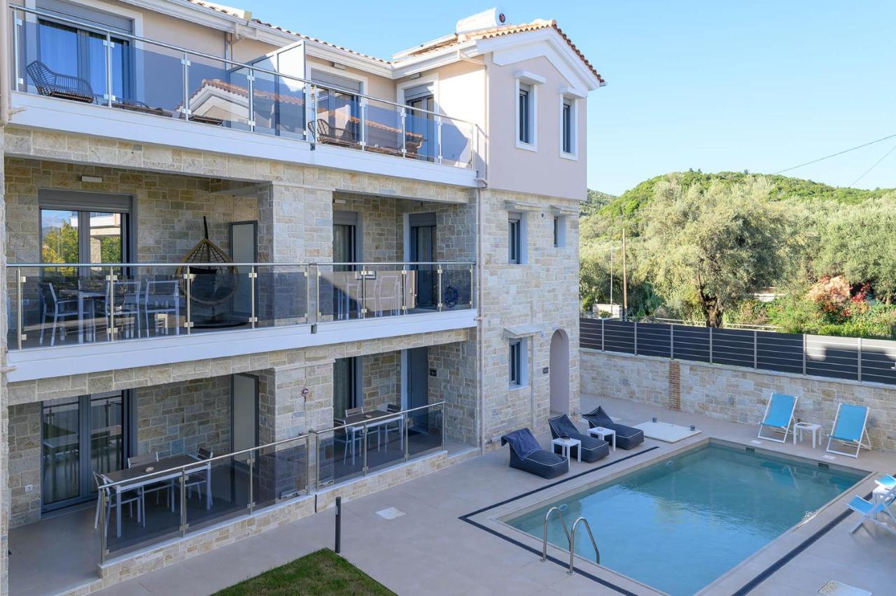 Momento Luxury Apartments Walking Distance From The Beach Nikiana Exterior photo