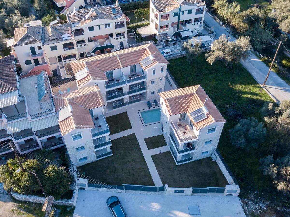 Momento Luxury Apartments Walking Distance From The Beach Nikiana Exterior photo