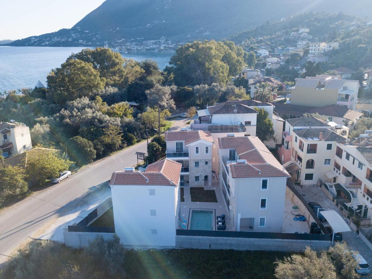 Momento Luxury Apartments Walking Distance From The Beach Nikiana Exterior photo