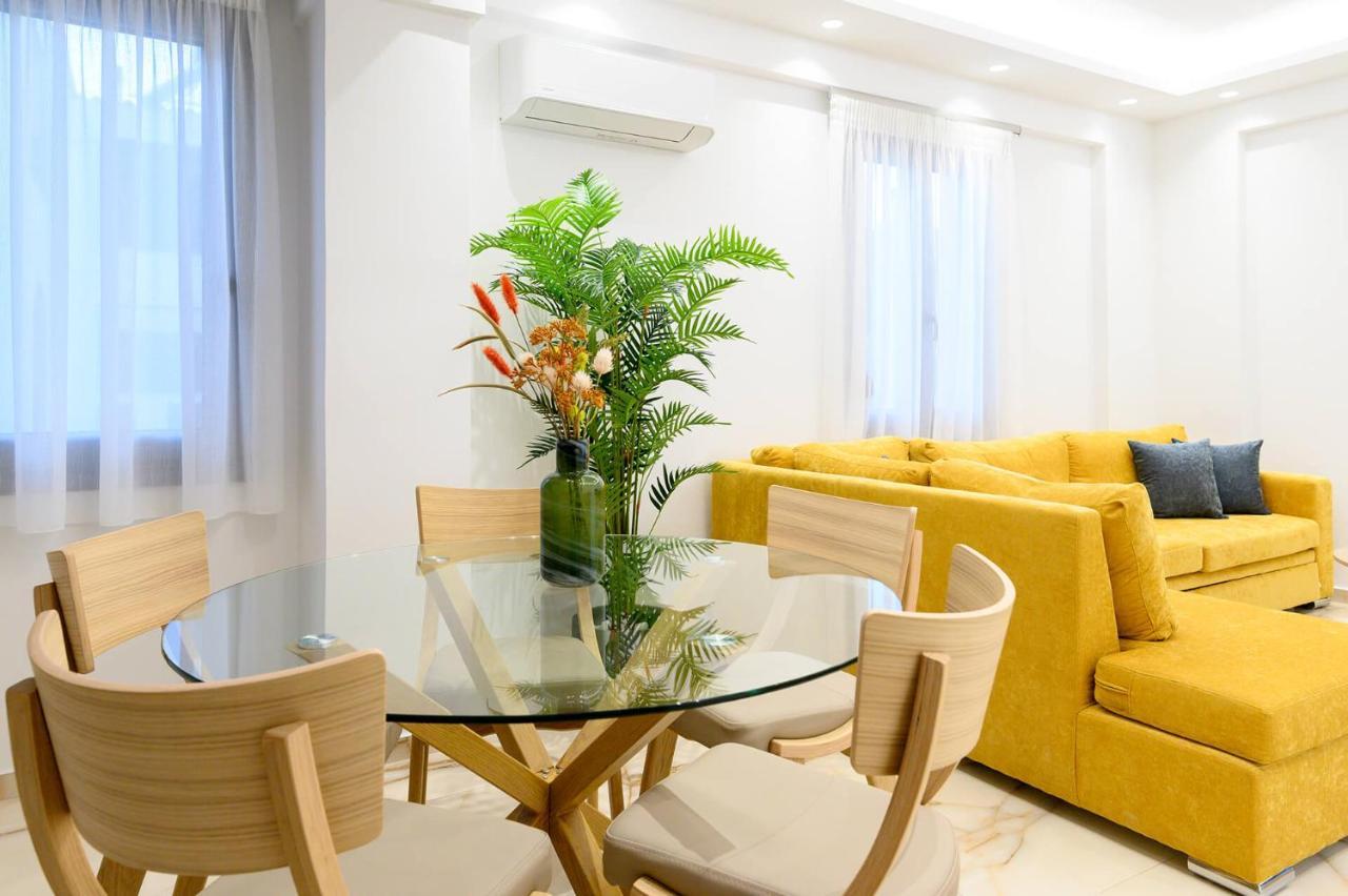 Momento Luxury Apartments Walking Distance From The Beach Nikiana Exterior photo