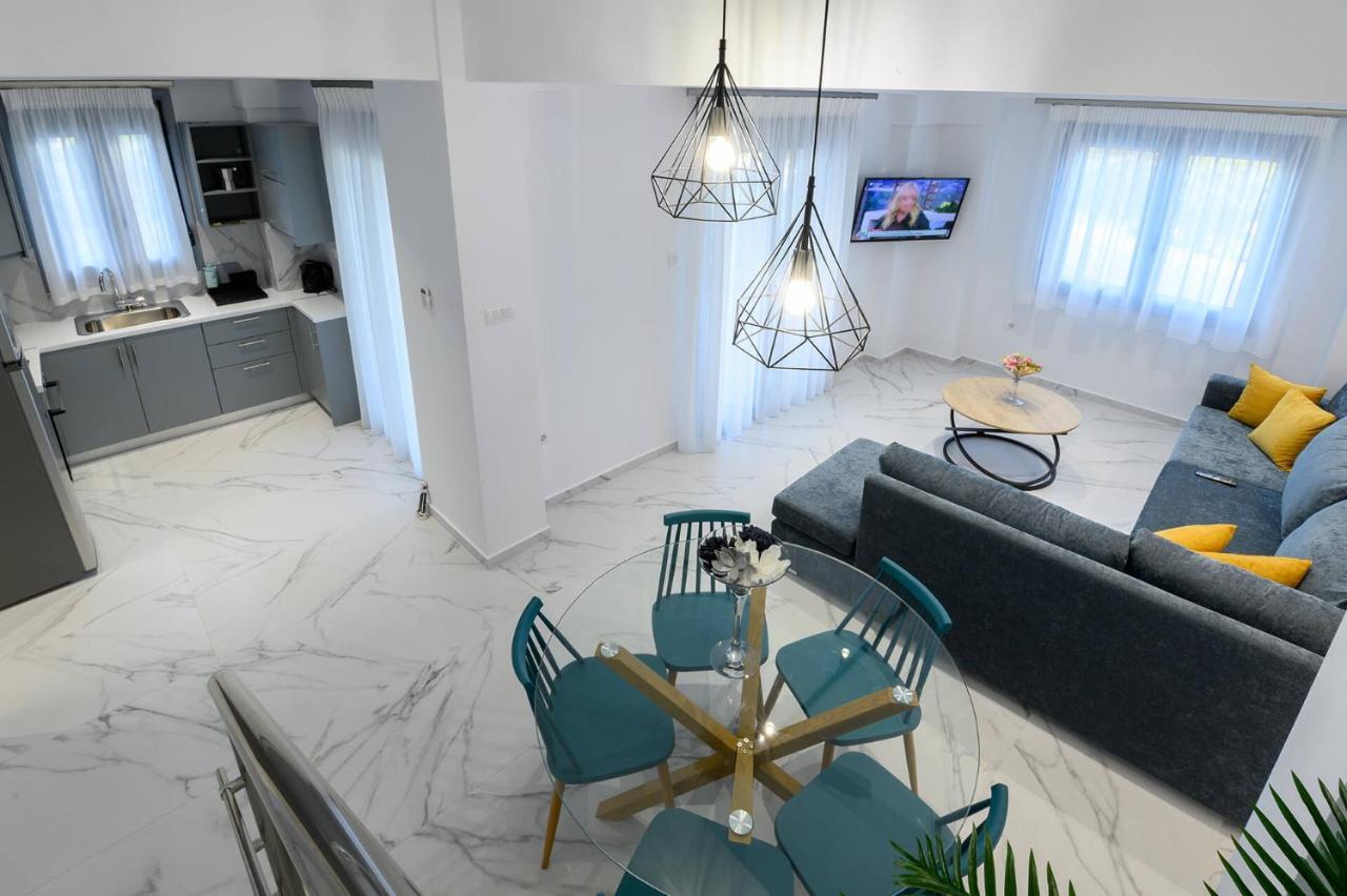 Momento Luxury Apartments Walking Distance From The Beach Nikiana Exterior photo