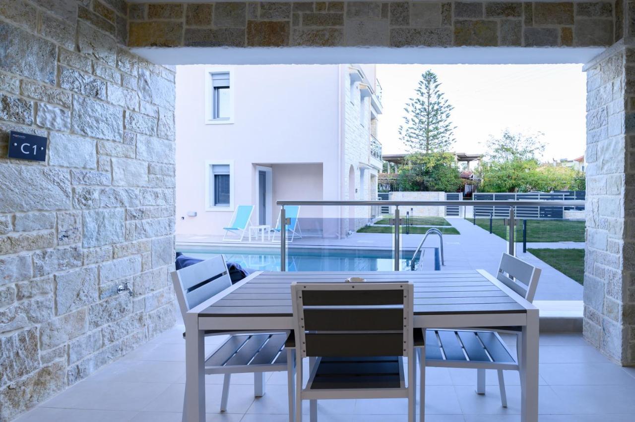 Momento Luxury Apartments Walking Distance From The Beach Nikiana Exterior photo