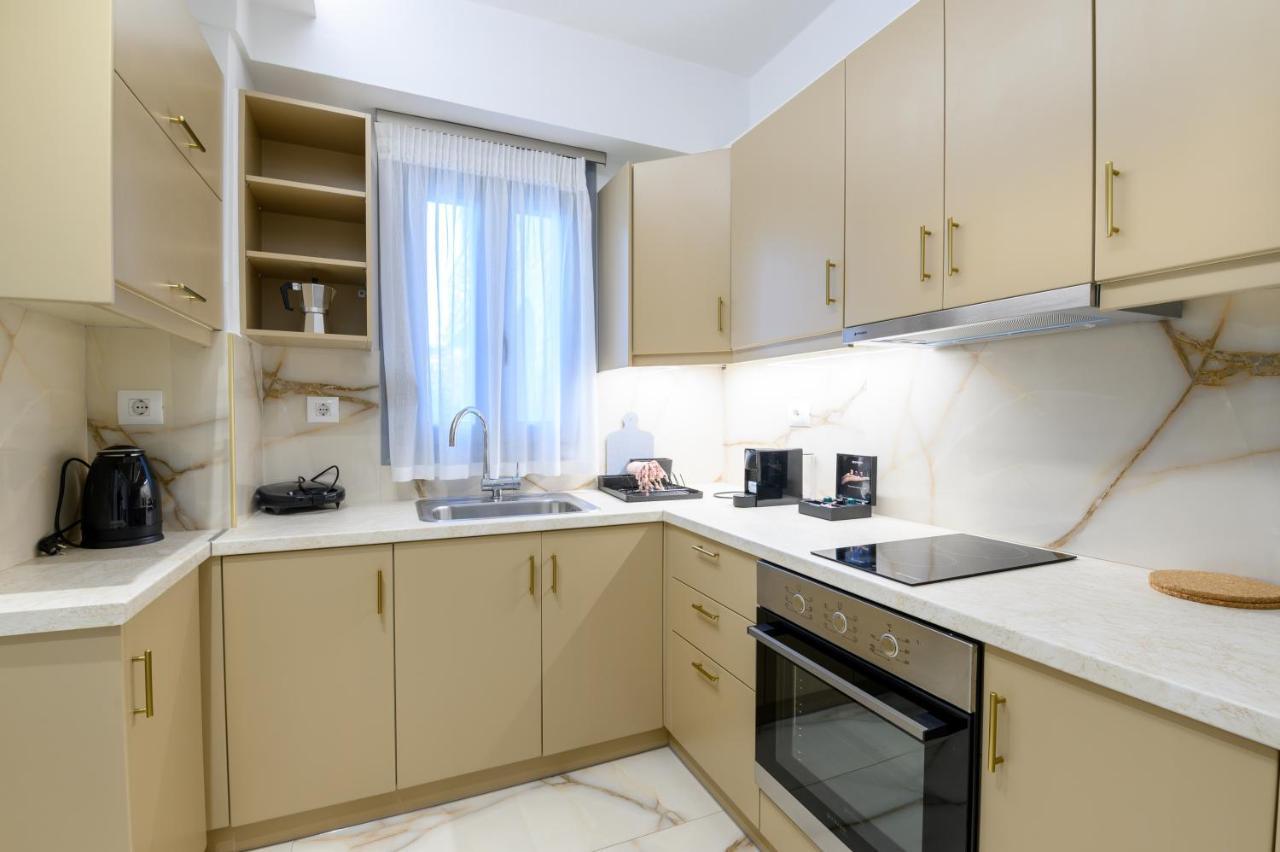 Momento Luxury Apartments Walking Distance From The Beach Nikiana Exterior photo