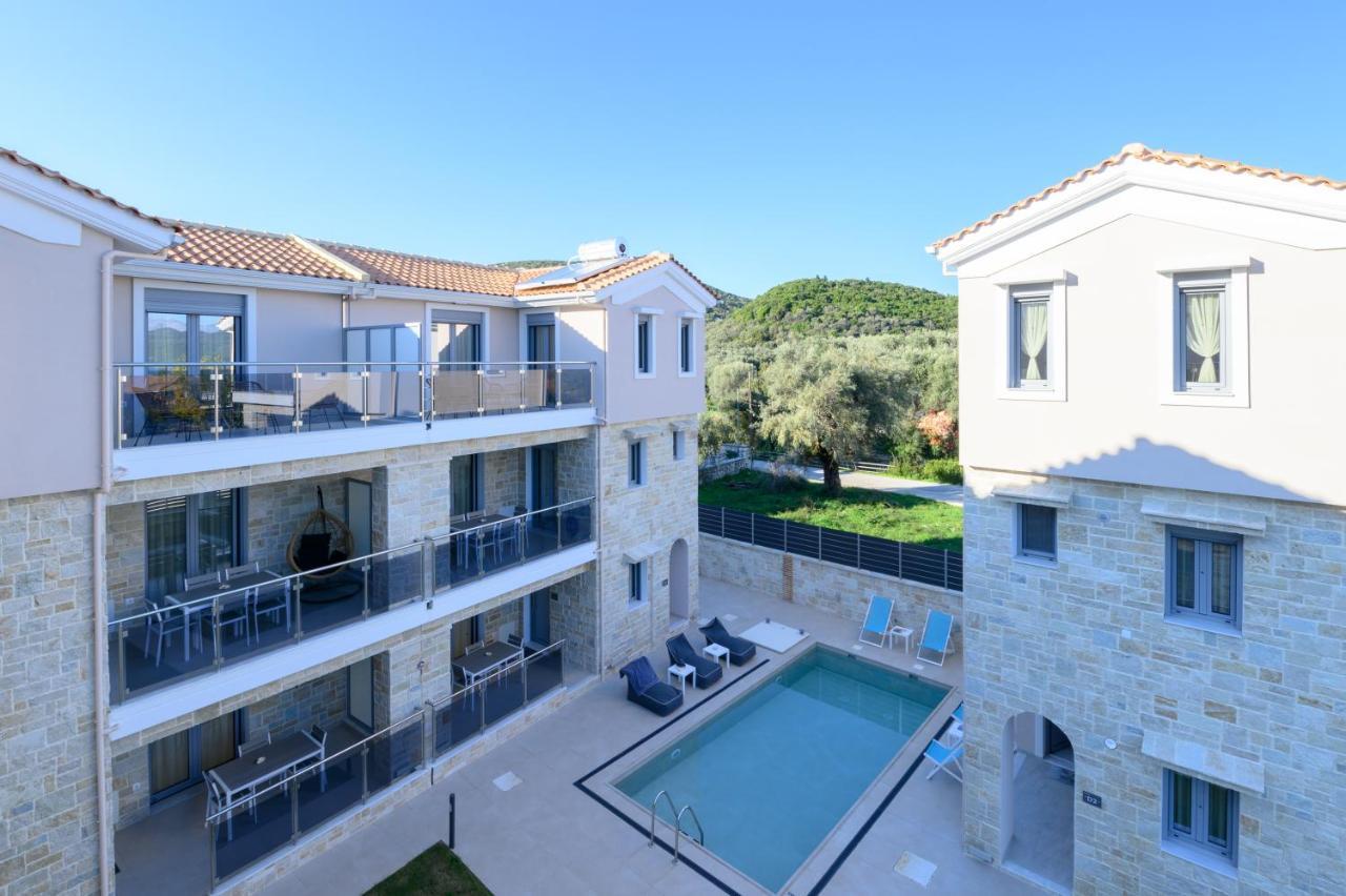 Momento Luxury Apartments Walking Distance From The Beach Nikiana Exterior photo