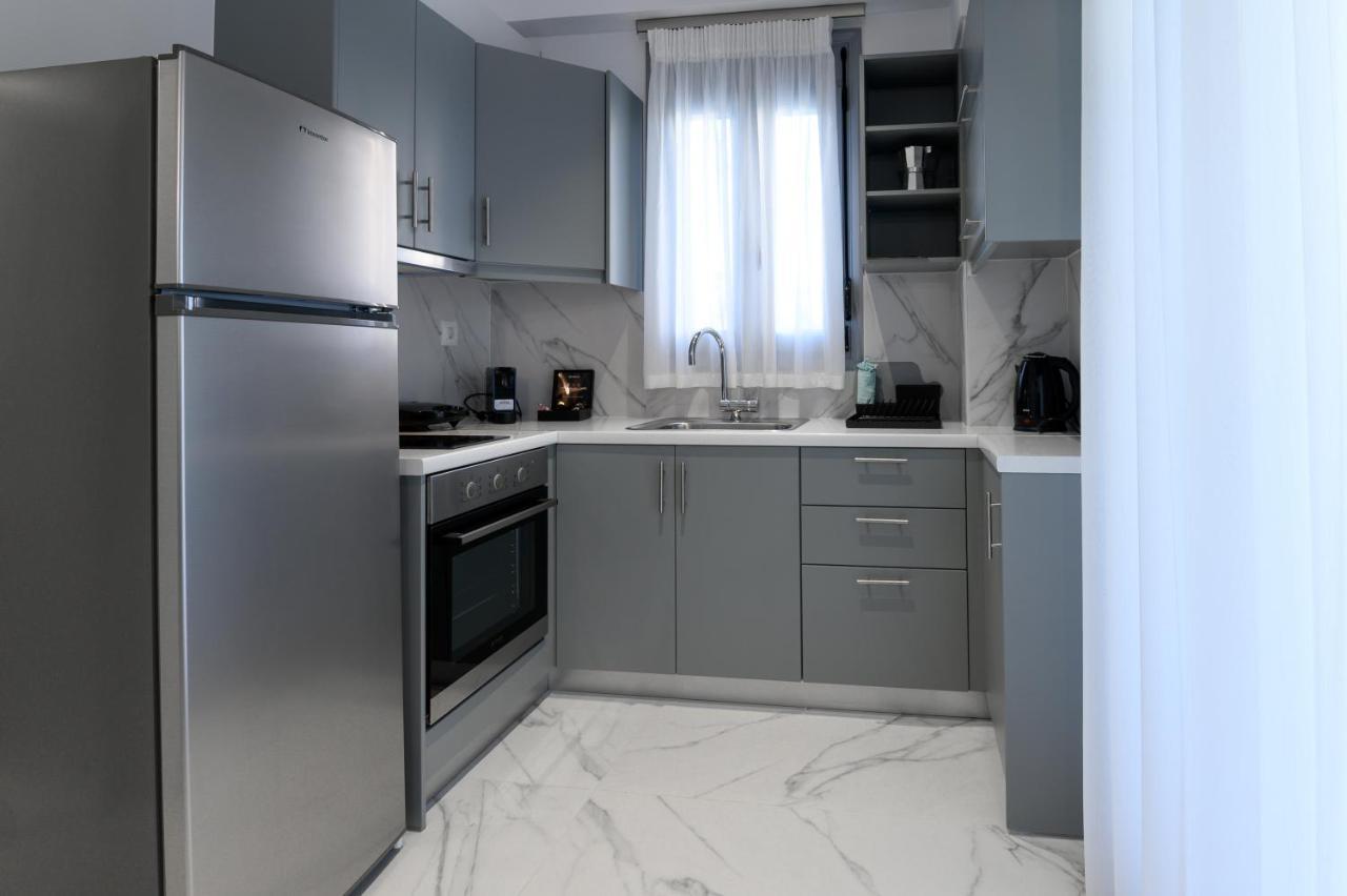 Momento Luxury Apartments Walking Distance From The Beach Nikiana Exterior photo