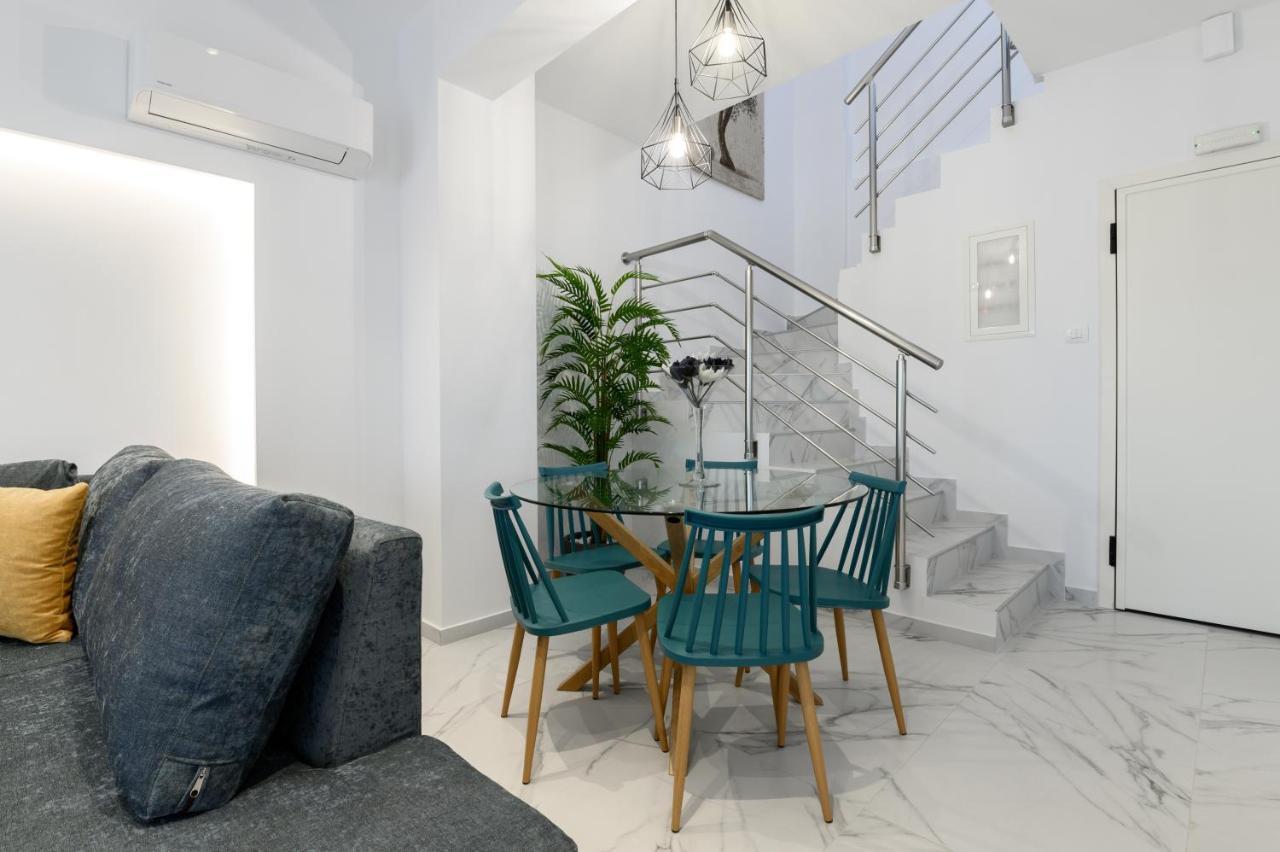Momento Luxury Apartments Walking Distance From The Beach Nikiana Exterior photo