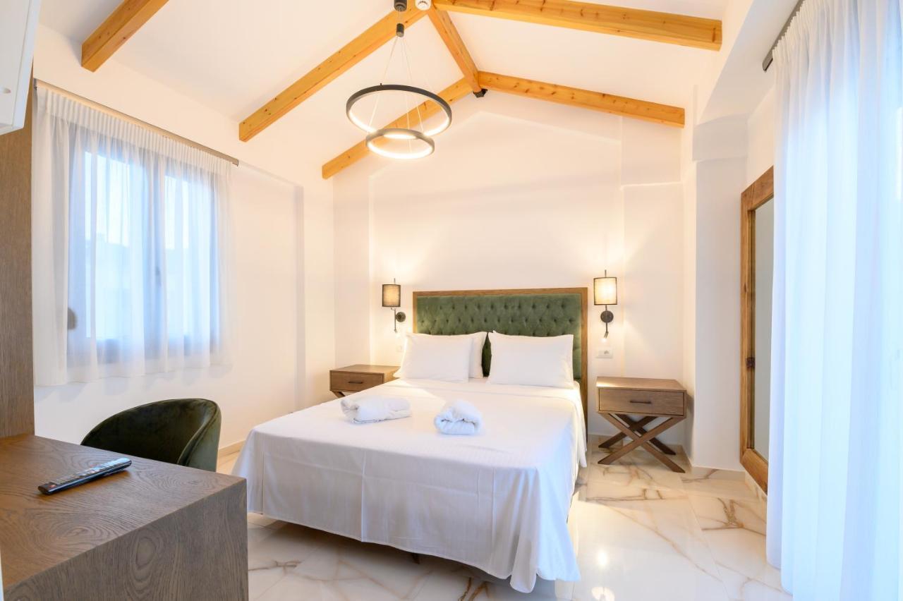 Momento Luxury Apartments Walking Distance From The Beach Nikiana Exterior photo